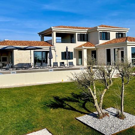 Villa Maslinik Kaštelir المظهر الخارجي الصورة